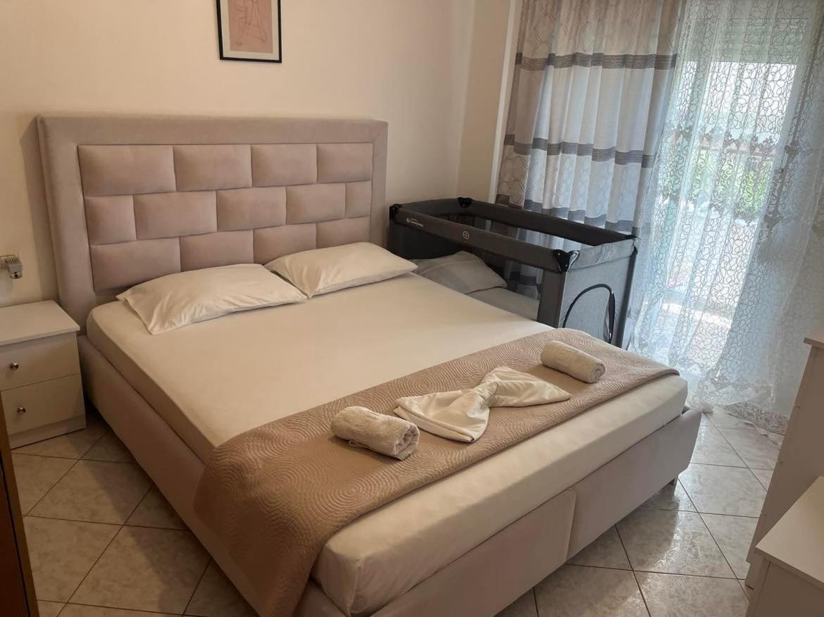Mimoza Apartments Sarandë Eksteriør bilde